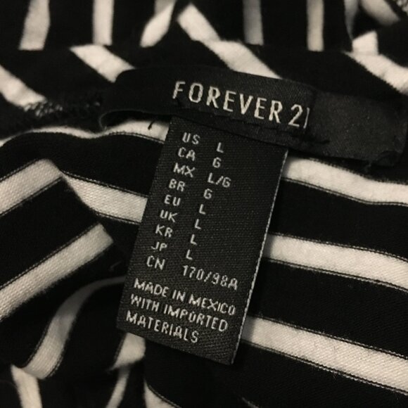 Hipster B&W Stripe High Low Tee - Picture 8 of 16